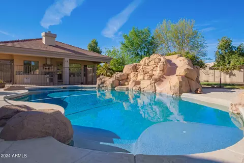 Exterior - 3818 E Ivy Cir, Mesa, AZ 85205 photo 1 of 29