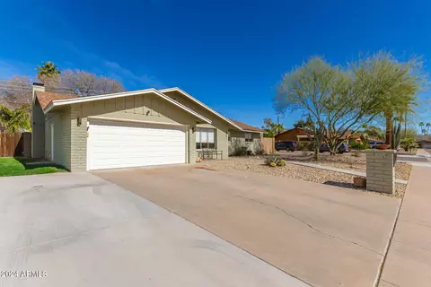 1702 W Griswold Rd, Phoenix, AZ 85021 photo 3