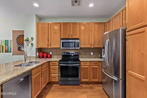 Kitchen - 3640 Edna Dr, Gilbert, AZ 85296 photo 3 of 5