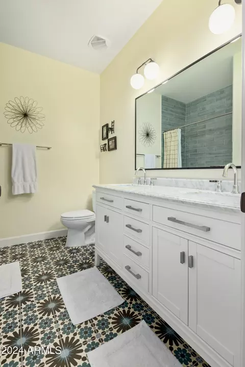 Bath - 3640 Edna Dr, Gilbert, AZ 85296 photo 6 of 7