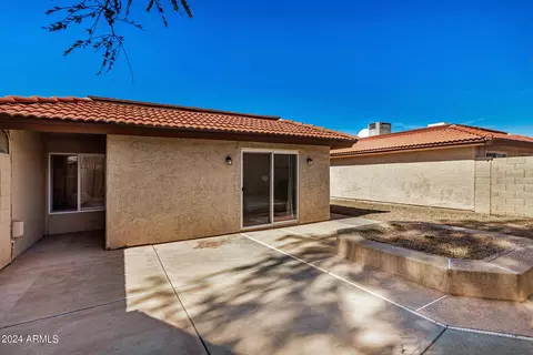Exterior - 11429 S Ki Rd, Phoenix, AZ 85044 photo 14 of 16