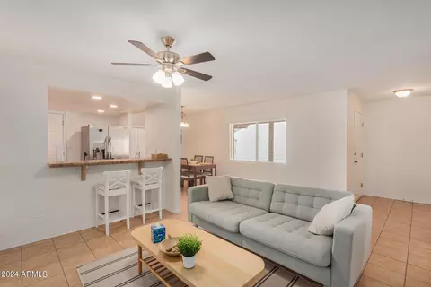 Living - 11429 S Ki Rd, Phoenix, AZ 85044 photo 4 of 4
