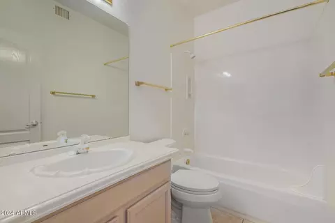 Bath - 2312 E Silverwood Dr, Phoenix, AZ 85048 photo 4 of 4