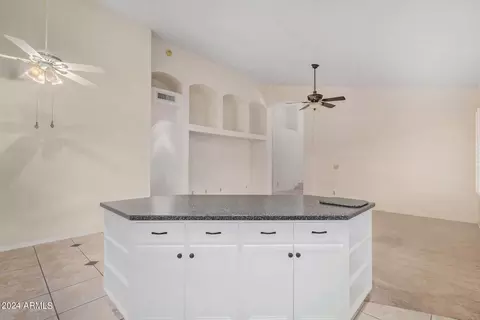Kitchen - 2312 E Silverwood Dr, Phoenix, AZ 85048 photo 5 of 6