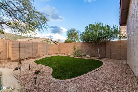 Exterior - 2312 E Silverwood Dr, Phoenix, AZ 85048 photo 15 of 16