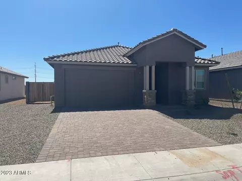 8423 W Encinas Ln, Tolleson, AZ 85353