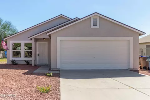 595 E Peppertree Ave, Apache Junction, AZ 85119 photo 2