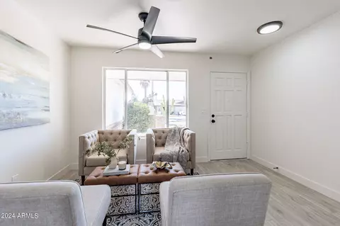 Living - 3946 W Willow Ave, Phoenix, AZ 85029 photo 1 of 9