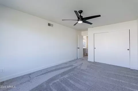 Exterior - 3946 W Willow Ave, Phoenix, AZ 85029 photo 4 of 13