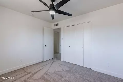 Bedroom - 3946 W Willow Ave, Phoenix, AZ 85029 photo 1 of 7