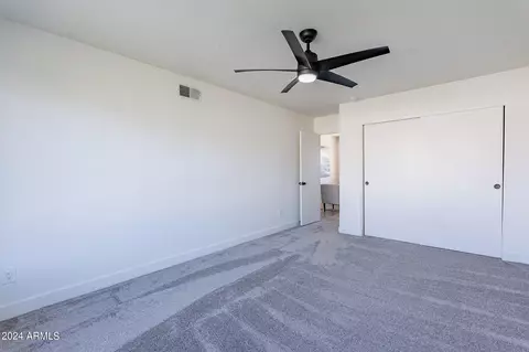 Exterior - 3946 W Willow Ave, Phoenix, AZ 85029 photo 5 of 13