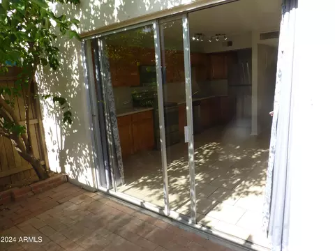 Living - 3637 E Monterosa St #4, Phoenix, AZ 85018 photo 2 of 2