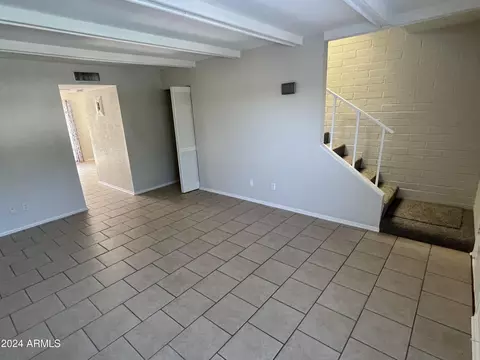 Living - 3637 E Monterosa St #4, Phoenix, AZ 85018 photo 1 of 2