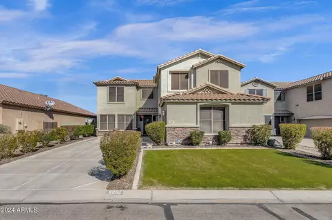 3252 E Silversmith Trl, San Tan Valley, AZ 85143