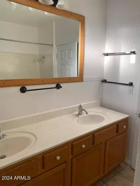 Bath - 1045 E 12th St, Douglas, AZ 85607 photo 2 of 4