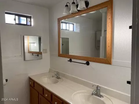 Bath - 1045 E 12th St, Douglas, AZ 85607 photo 1 of 4