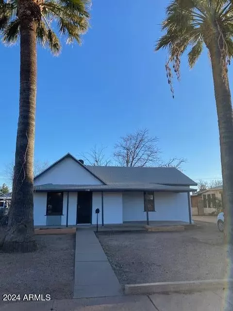 1045 E 12th St, Douglas, AZ 85607