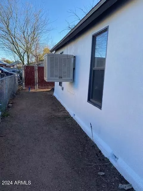 Exterior - 1045 E 12th St, Douglas, AZ 85607 photo 5 of 6