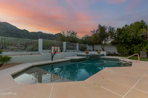 Exterior - 2245 E Vogel Ave, Phoenix, AZ 85028 photo 8 of 20