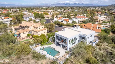 View/Area - 2245 E Vogel Ave, Phoenix, AZ 85028 photo 7 of 12