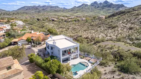 View/Area - 2245 E Vogel Ave, Phoenix, AZ 85028 photo 8 of 12