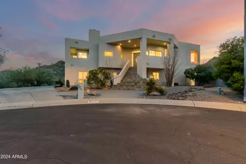 Exterior - 2245 E Vogel Ave, Phoenix, AZ 85028 photo 2 of 20