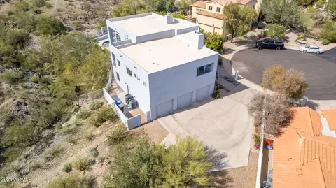 View/Area - 2245 E Vogel Ave, Phoenix, AZ 85028 photo 10 of 12