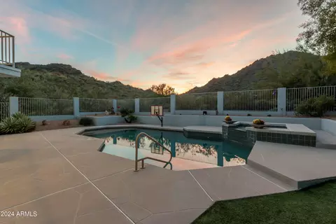 Exterior - 2245 E Vogel Ave, Phoenix, AZ 85028 photo 6 of 20
