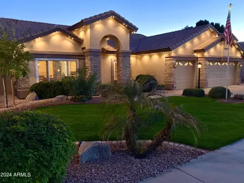 Exterior - 2255 E Beachcomber Dr, Gilbert, AZ 85234 photo 21 of 21