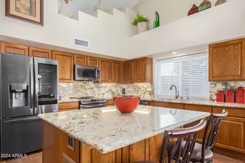 Kitchen - 2255 E Beachcomber Dr, Gilbert, AZ 85234 photo 2 of 4