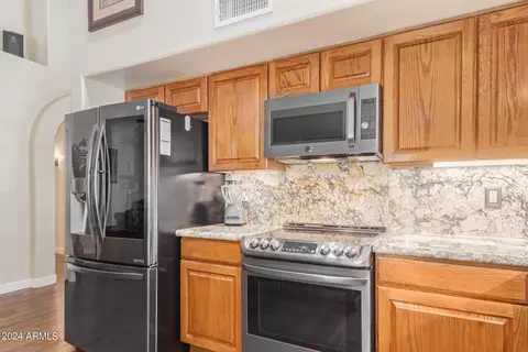 Kitchen - 2255 E Beachcomber Dr, Gilbert, AZ 85234 photo 4 of 4