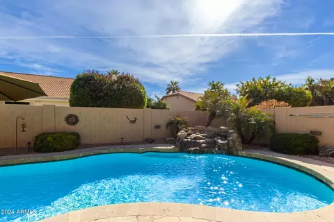 Exterior - 2255 E Beachcomber Dr, Gilbert, AZ 85234 photo 13 of 21