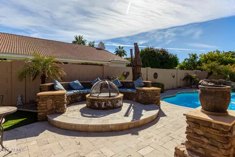 Exterior - 2255 E Beachcomber Dr, Gilbert, AZ 85234 photo 5 of 21
