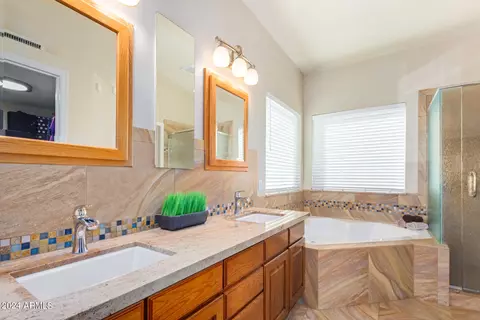 Bath - 2255 E Beachcomber Dr, Gilbert, AZ 85234 photo 1 of 2