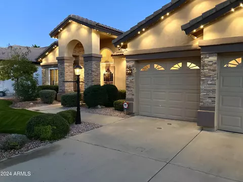 Exterior - 2255 E Beachcomber Dr, Gilbert, AZ 85234 photo 20 of 21