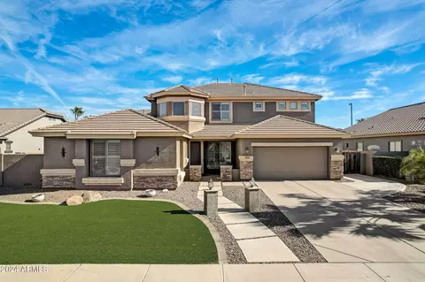 6749 S Seneca Ct, Gilbert, AZ 85298