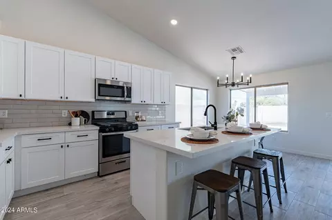Kitchen - 1602 E Campbell Ave, Gilbert, AZ 85234 photo 1 of 6