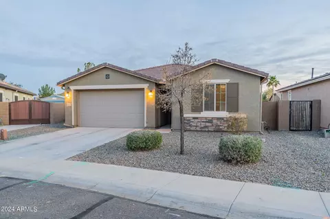 42039 W Somerset Dr, Maricopa, AZ 85138