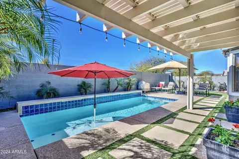 3465 E Crescent Way, Gilbert, AZ 85298