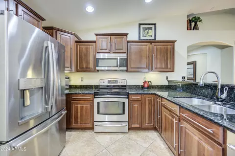 3465 E Crescent Way, Gilbert, AZ 85298 photo 3