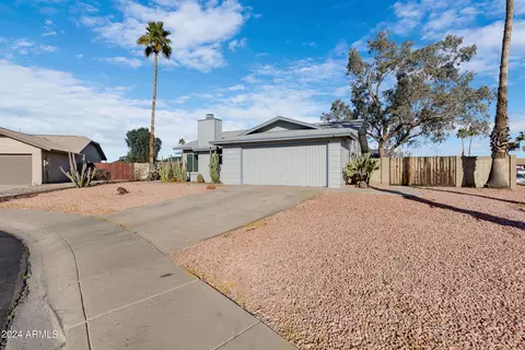 Exterior - 5126 E Tano St, Phoenix, AZ 85044 photo 3 of 10