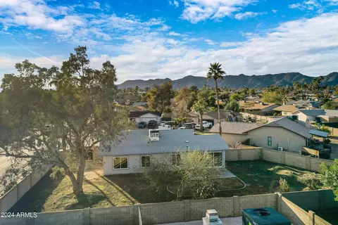 View/Area - 5126 E Tano St, Phoenix, AZ 85044 photo 12 of 12