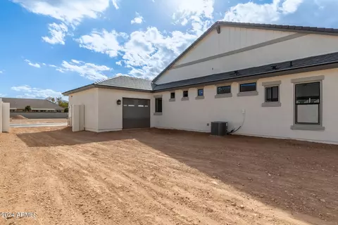 Exterior - 1650 E Minton St, Mesa, AZ 85203 photo 16 of 19