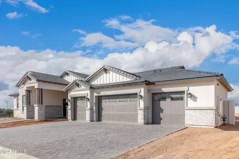 Exterior - 1650 E Minton St, Mesa, AZ 85203 photo 6 of 19