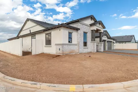 Exterior - 1650 E Minton St, Mesa, AZ 85203 photo 4 of 19