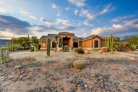 5898 E Chuckwalla Trl, Cave Creek, AZ 85331