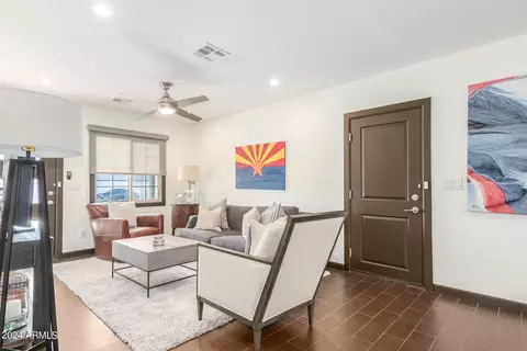1014 E Mitchell Dr, Phoenix, AZ 85014 photo 7