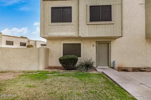 5824 N 48th Dr, Glendale, AZ 85301