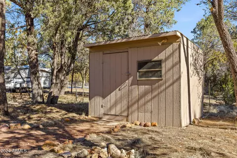 2977 Hunters Rd, Overgaard, AZ 85933 photo 19