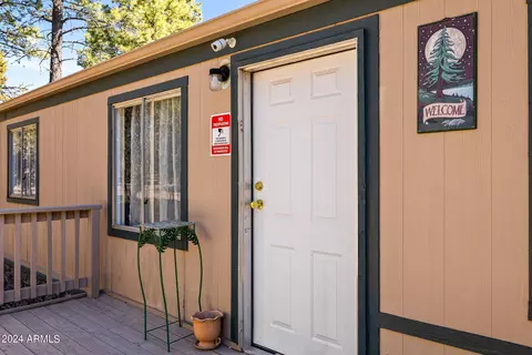 2977 Hunters Rd, Overgaard, AZ 85933 photo 5